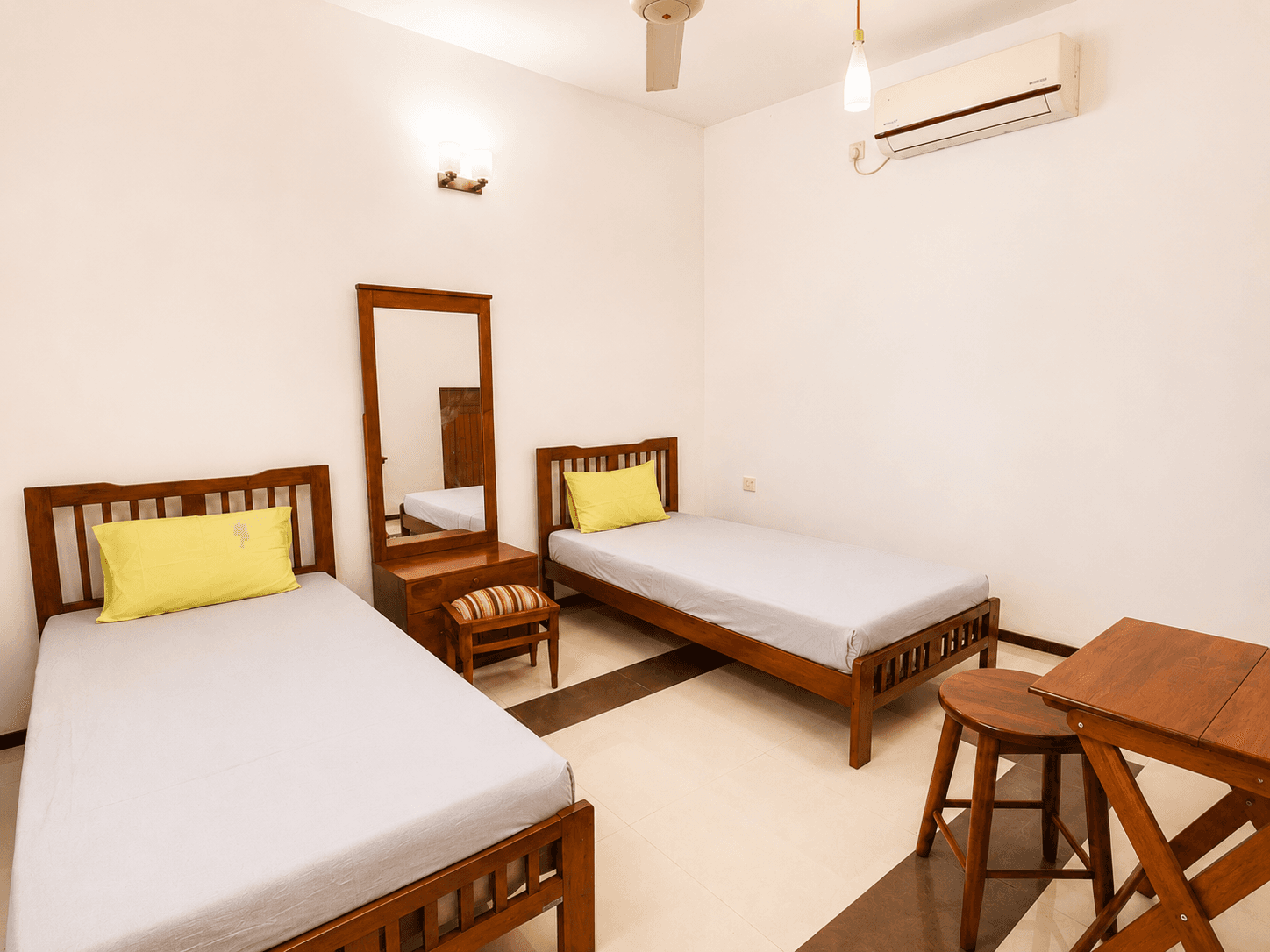 Standard Room - 2 Beds